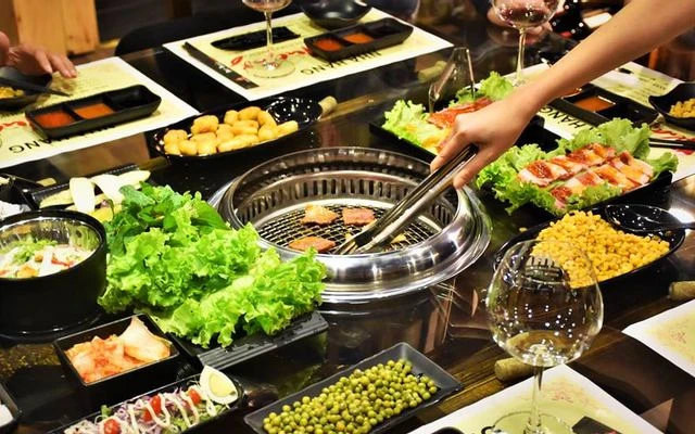 TOP 20 quán buffet nướng Hà Nội view xịn sò, ăn là ghiền | Vincom | Vincom