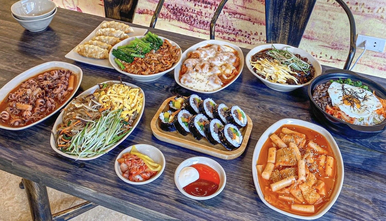 TOP 20 quán buffet nướng Hà Nội view xịn sò, ăn là ghiền | Vincom | Vincom